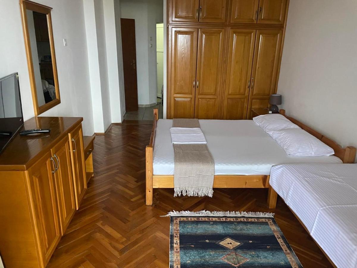 Apartments Djulija Sutomore Ngoại thất bức ảnh