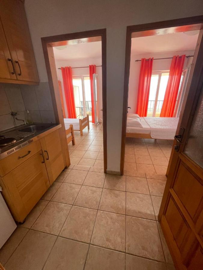 Apartments Djulija Sutomore Ngoại thất bức ảnh