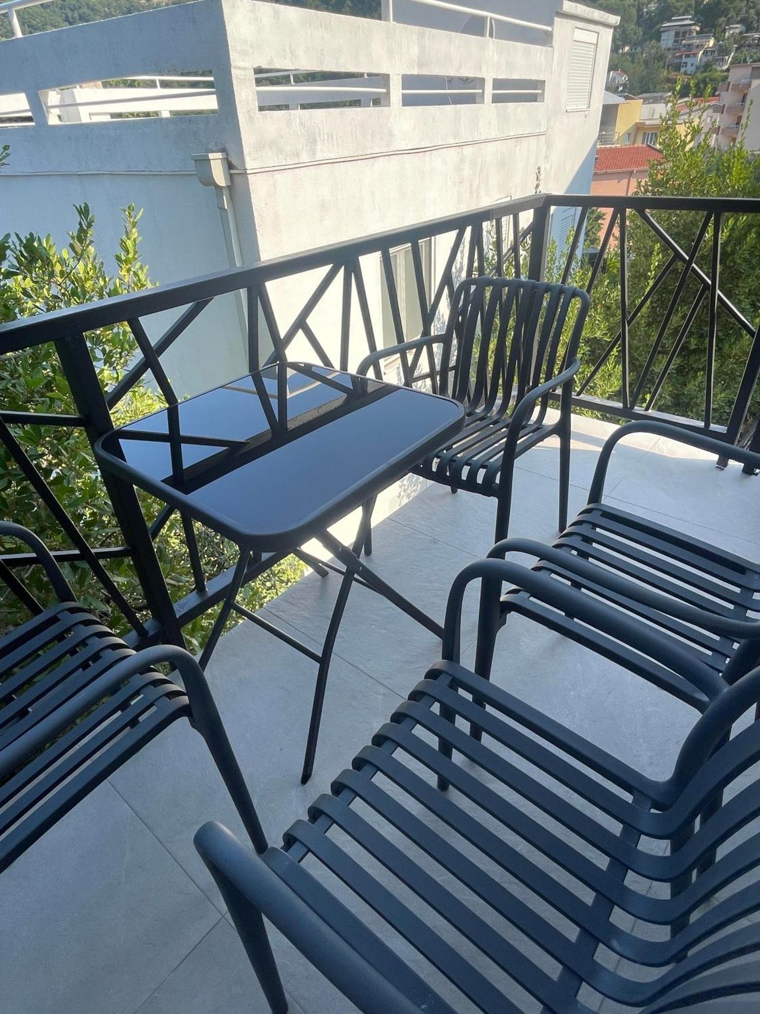 Apartments Djulija Sutomore Ngoại thất bức ảnh