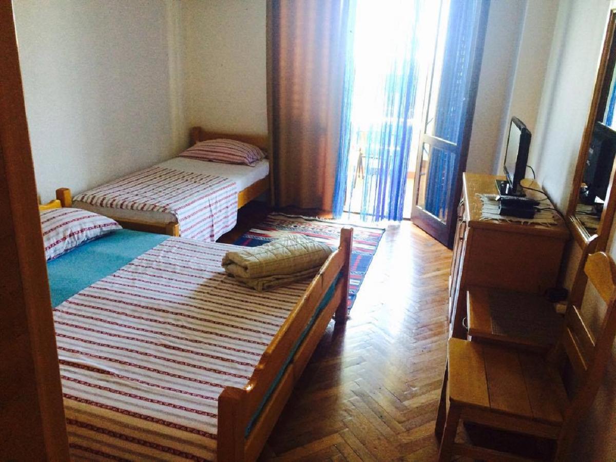 Apartments Djulija Sutomore Ngoại thất bức ảnh